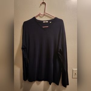 Uniqlo V-neck Long Sleeve Shirt Size L